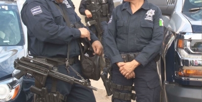 Polic&iacute;as jubilados quedan 'bailando" por falta de acuerdo en el gobierno de Navolato
