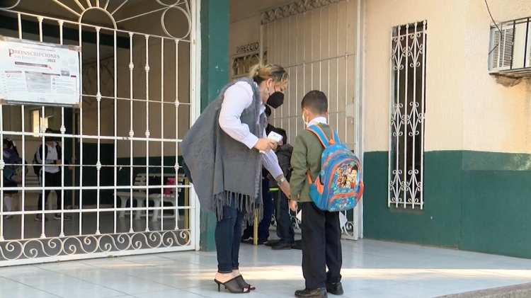 Que el gobierno federal no quiere comprar vacunas anti Covid para ni&ntilde;os y adolescentes, acusa Mexicanos Primero