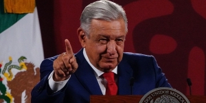 AMLO aclara que campa&ntilde;a en defensa al INE va vs la reforma electoral: no queremos un sistema corrupto antidemocr&aacute;tico