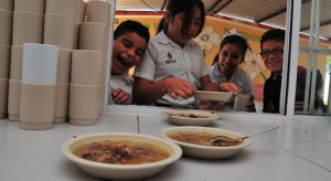 Dejan fuera de presupuesto escuelas de tiempo completo y programas para ni&ntilde;os migrantes y jornaleros