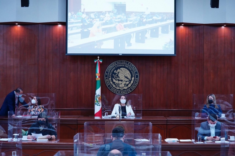 26 diputados propietarios solicitaron licencia para separarse del cargo