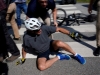 Joe Biden sufre caída durante paseo en bicicleta