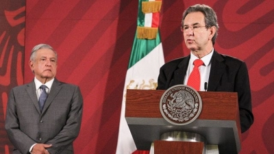 Esteban Mocteczuma dejar&aacute; la SEP para ser embajador ante EU: AMLO