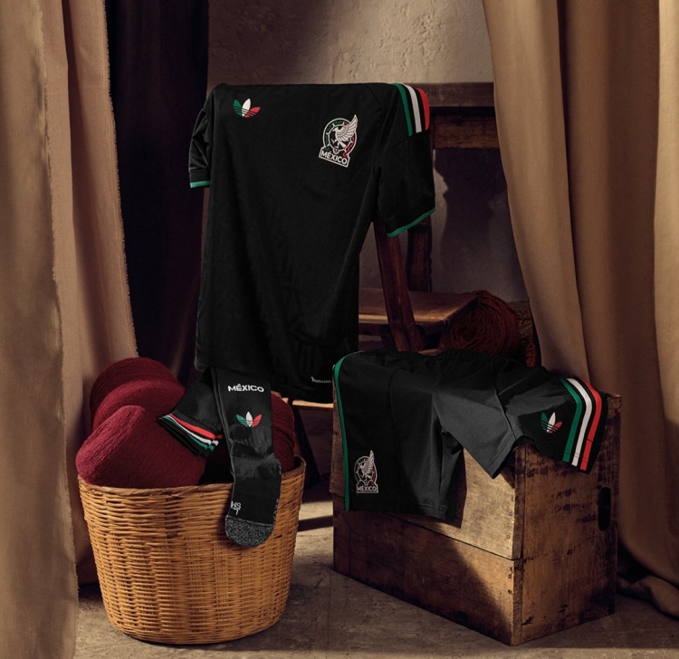 La Selecci&oacute;n Mexicana presenta su tercer uniforme para el Mundial 2026