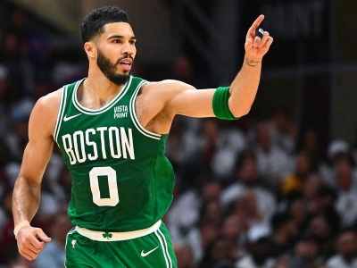 Celtics se pone a un triunfo de la Final de la Conferencia Este en la NBA; vence a los Cavs 109-102