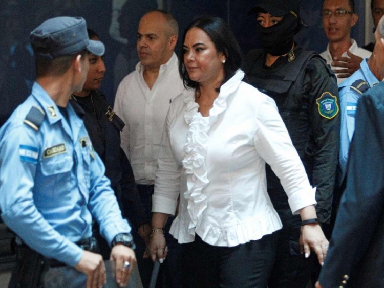Tribunal hondure&ntilde;o condenan a 14 a&ntilde;os en prisi&oacute;n a exprimera dama por fraude