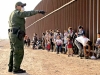 Se limita la audiencia de migrantes en EU