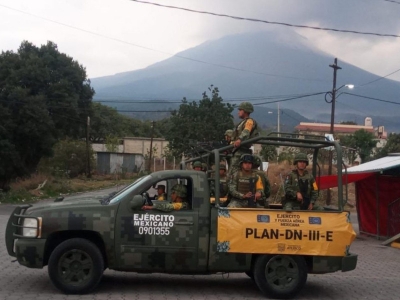 Sedena activa la 'Fuerza Conjunta Popocat&eacute;petl' con 6 mil 555 elementos tras fuerte incremento en actividad volc&aacute;nica