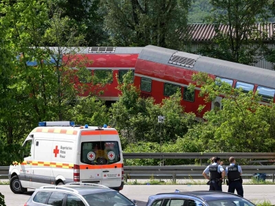 Accidente de tren en Alemania deja 5 muertos y 44 heridos