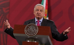 Las remesas nos sacaron del hoyo, reconoce López Obrador