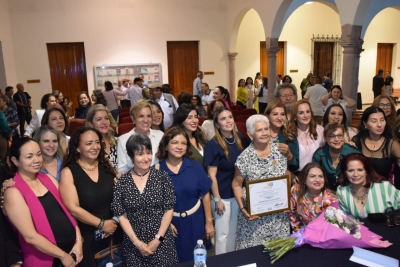 Entrega la Asociaci&oacute;n de Comunicadoras de Sinaloa la Medalla al M&eacute;rito &ldquo;Mar&iacute;a Teresa Zazueta y Zazueta&rdquo; 2026