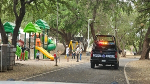 Tres niños extraviados y cuatro personas remitidas a barandilla en Viernes Santo, informó Seguridad Pública