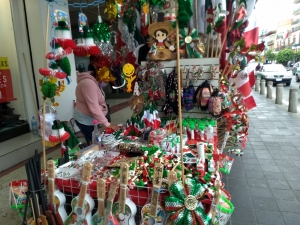Pandemia apaga la fiesta de independencia; caen ventas de art&iacute;culos patrios