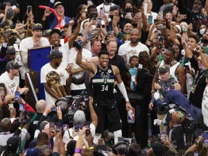 Despu&eacute;s de 50 a&ntilde;os los Bucks de Milwaukee son campeones de la NBA