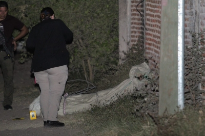 Abandonan cad&aacute;ver encobijado en la colonia Pemex, de Culiac&aacute;n