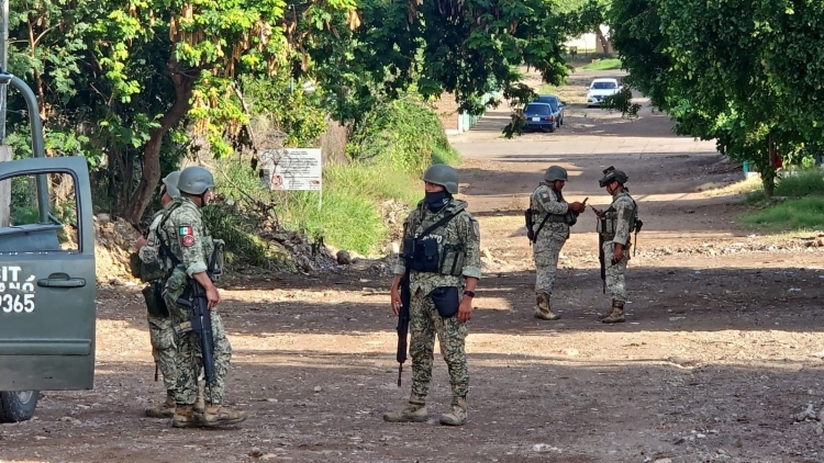 Mujer queda herida en ataque a balazos en la Colonia Esthela Ortiz de Toledo, en Culiac&aacute;n