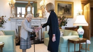 Liz Truss asume el cargo de primera ministra del Reino Unido
