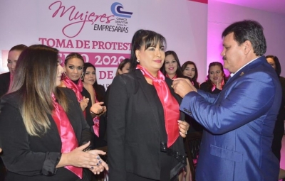 Francisca de los Angeles Cazárez Oliveros, es la nueva presidenta de las Mujeres Empresarias de la Canaco Servytur en Mazatlán