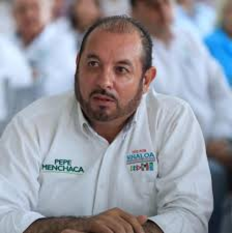 Hospitalizan en Los Mochis al ex diputado Pepe Menchaca, por Covid-19