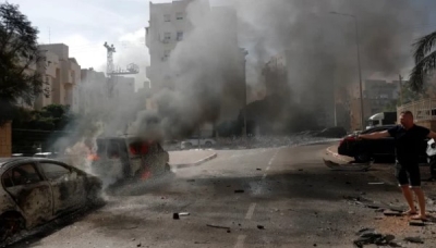 Israel mantiene combates en Shujaiya, ciudad de Gaza, y ataques aéreos en resto de la Franja
