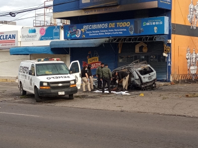 Una Cherokee choca contra un Camry y se incendia: hay tres muertos, dos de ellos calcinados y otro herido