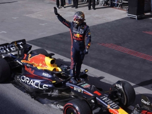 Max Verstappen triunfa en Brasil y 'Checo' es cuarto por mil&eacute;simas