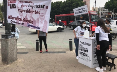 Morena necesita 800 mil firmas m&aacute;s para consultar juicio a expresidentes