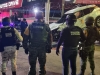Tras intensa persecuci&oacute;n detienen a dos personas armadas en la Emiliano Zapata