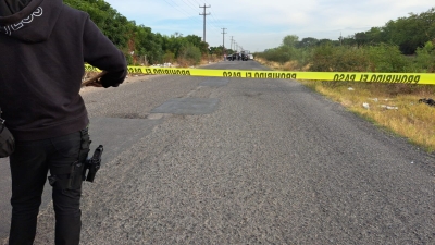 ¡Esposado! Hallan asesinado a un hombre en el sector Barrancos de Culiacán