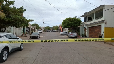 Civiles armados rafaguean 3 casas en la L&aacute;zaro C&aacute;rdenas, en Culiac&aacute;n; no se reportan fallecidos ni heridos