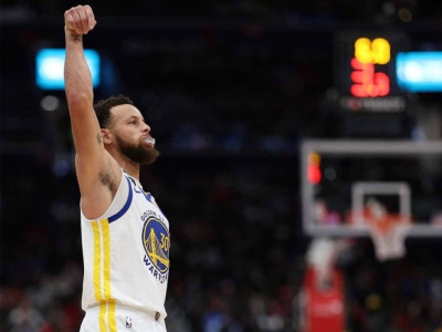Stephen Curry luce con Golden State y &#039;hechiza&#039; a Washington