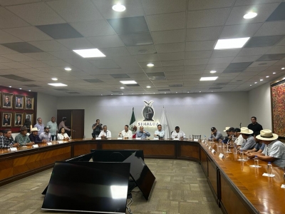 &ldquo;Se suspenden las manifestaciones, pero la lucha por los 4 millones seguir&aacute;&rdquo;: Baltazar Valdez Arment&iacute;a