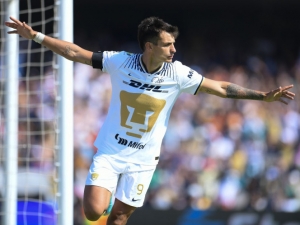 Pumas rescata triunfo ante FC Ju&aacute;rez con pol&eacute;mico final