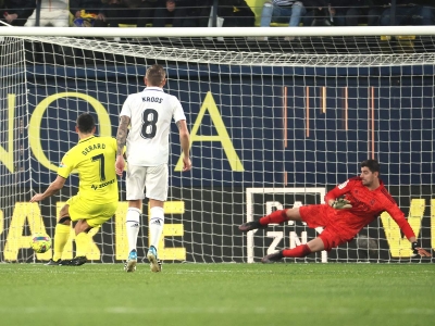 Real Madrid tropieza en LaLiga; dos penales polémicos