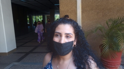 Mujer polic&iacute;a de Navolato recurre a la Secretaria de las Mujeres para que le restituyan el grado