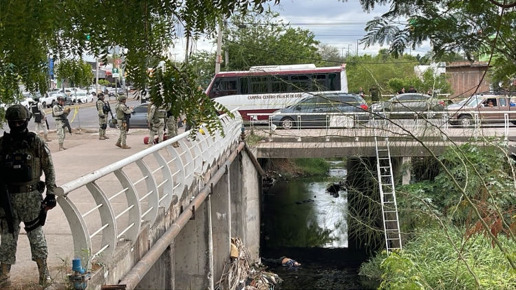 Un hombre fallece al caer de un puente, en la Colonia San Juan, en Culiac&aacute;n