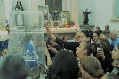 Verbena no, misa s&iacute;, en la celebraci&oacute;n de la Virgen de la Candelaria: Iglesia