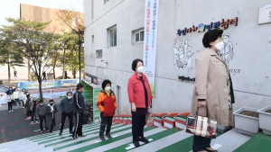 91 pacientes recuperados por Covid-19 vuelven a dar positivo en Corea del Sur