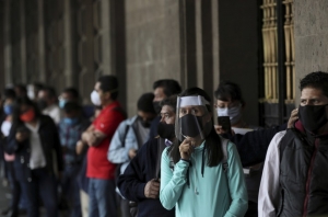 El uso de cubrebocas podr&iacute;a el bajar 60% de los contagios, si 9 de cada 10 lo portara