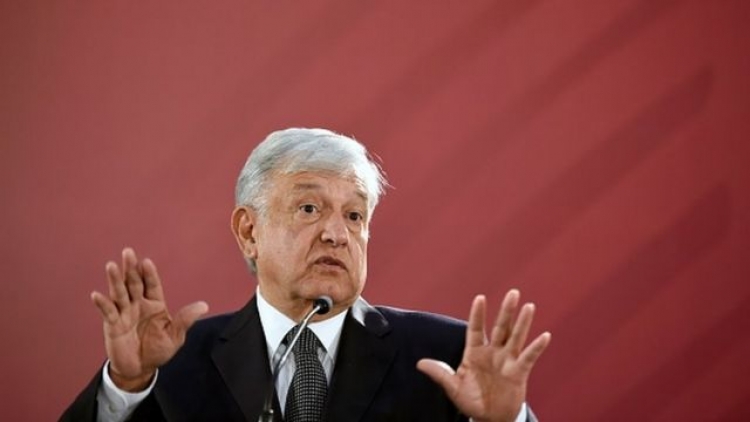 Se regularizara autos de procedencia extrajera en Baja California: AMLO