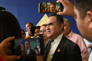 Rector lamenta que Gobernador enlode la imagen de la UAS al deslindarse de proteger a acosadores