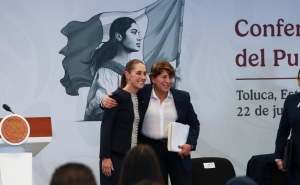 Sheinbaum y Delfina G&oacute;mez encabezan reuni&oacute;n de seguridad desde Toluca