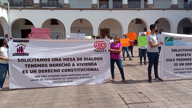 Entreg&oacute; el Frente Amplio pliego petitorio al alcalde de Culiac&aacute;n; exigen trabajar